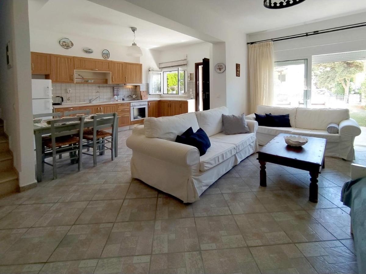 Seaside Villa Clio Nikiti  Extérieur photo
